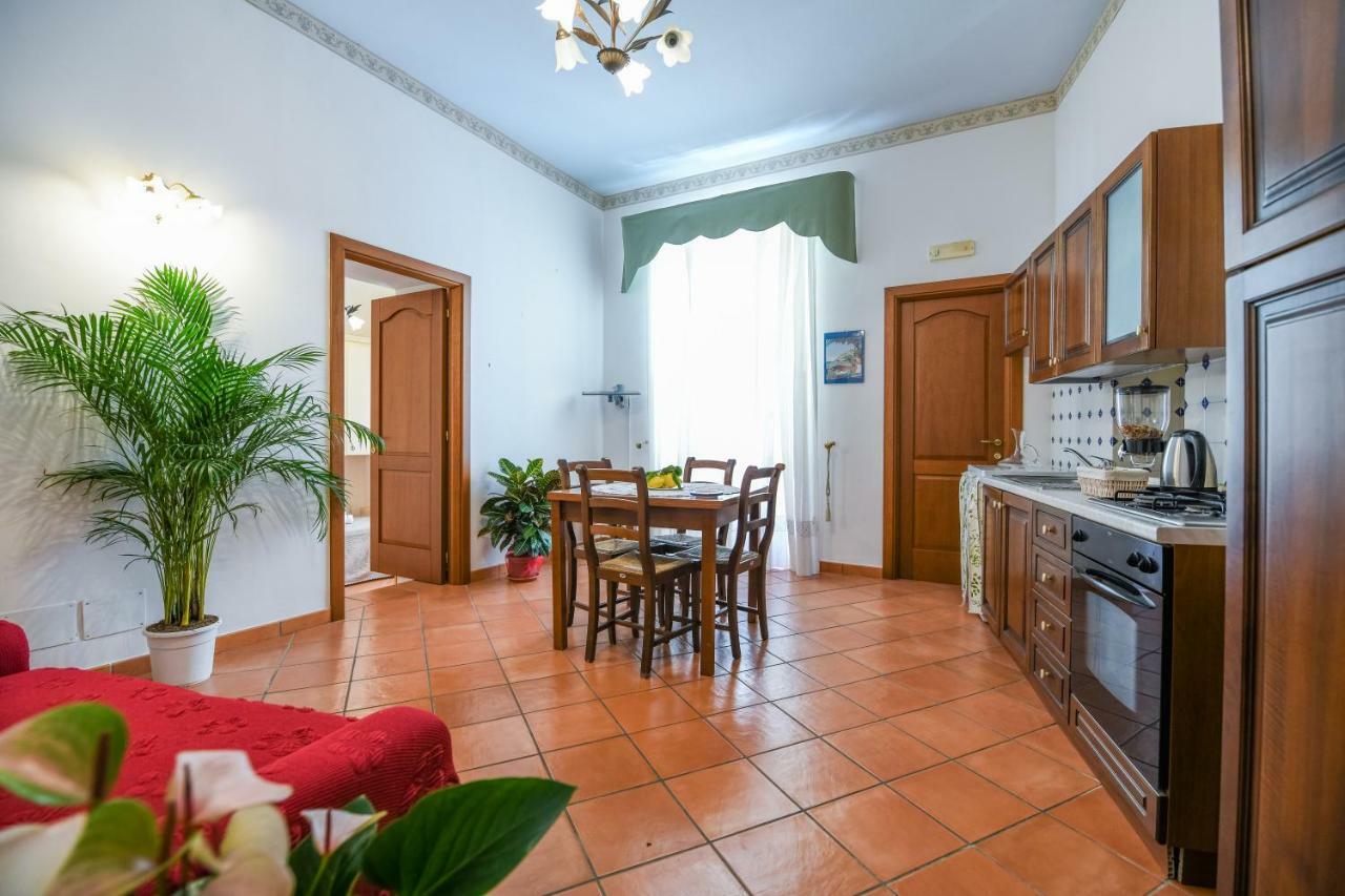 La Francese Apartment Атрани Екстериор снимка